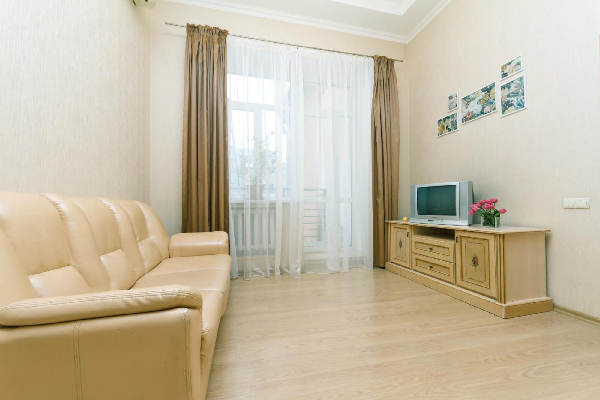 Apartment Baseina Khreschatyk Kiev Exterior foto