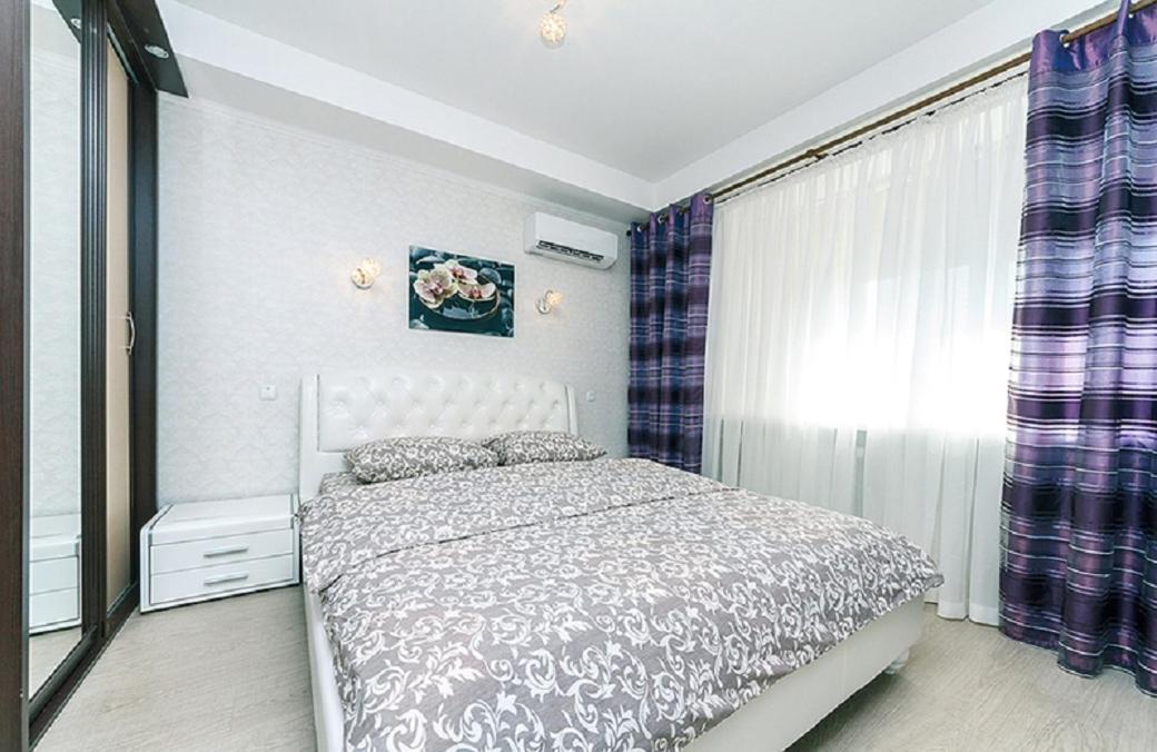 Apartment Baseina Khreschatyk Kiev Exterior foto